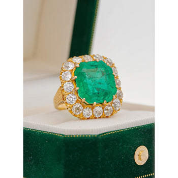 Bague halo avec émeraude colombienne huilée insignifiante de 14.51 carat et diamants taille ancienne européenne – Assay Jewelers