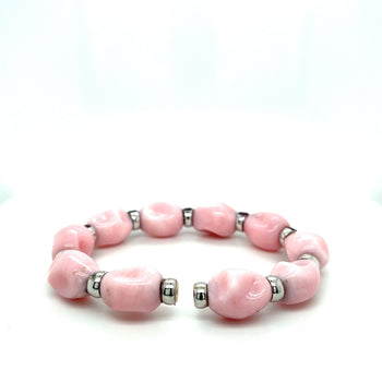 Bracelet jonc manchette en or blanc 18K avec agate rose brute non taillée et rubis taille ronde – Assay Jewelers