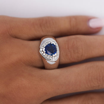 1.5 Carat Trillion Blue Sapphire & Diamond in 18K Gold Midi Ring – Assay Jewelers