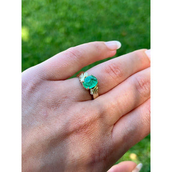 2 Carat Cabochon Cut Natural Emerald & Diamond in Textured 14K Yellow Gold Ring – Assay Jewelers
