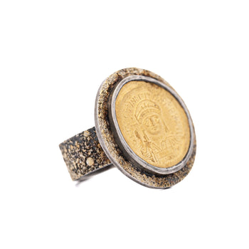 Bague en or antique 22 carats avec pièce de l’Empire byzantin Justinien I – Assay Jewelers