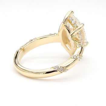 Bague de fiançailles en diamant de laboratoire marquise 3 carats cert. IGI avec pavage et anneau torsadé – Assay Jewelers