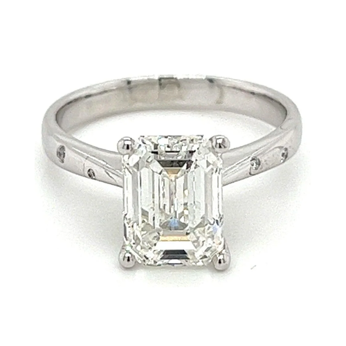 VS1 Lab Grown Diamond Engagement Ring