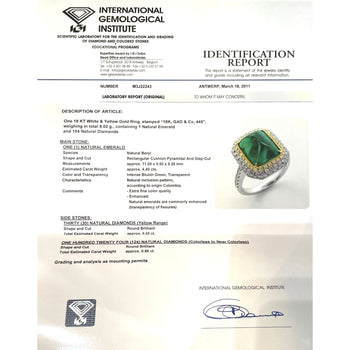 Bague halo en or blanc 18k avec émeraude colombienne taille cabochon sugarloaf de 4,49 carats et diamants – Assay Jewelers