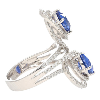 Bague tourbillon verticale pavée à deux pierres avec saphir bleu ovale de 4,51 carats et diamant – Assay Jewelers