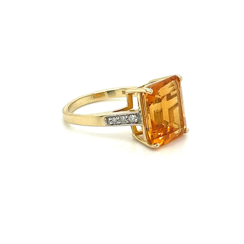 7 Carat Emerald Cut Citrine and Round Cut Diamond Ring in 14k Yellow Gold