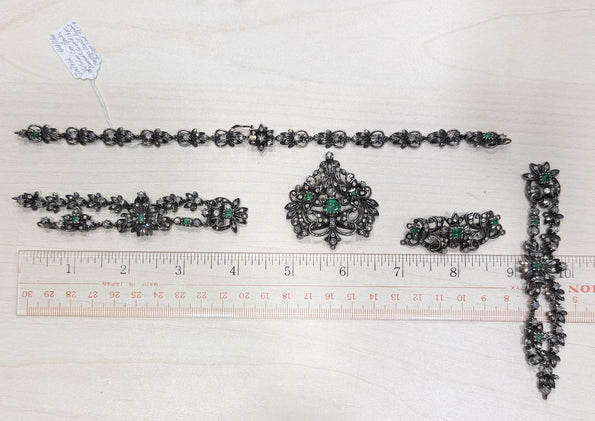 Antique Victorian Emerald Rose Cut Diamond Silver/Gold Parure Suite Necklace