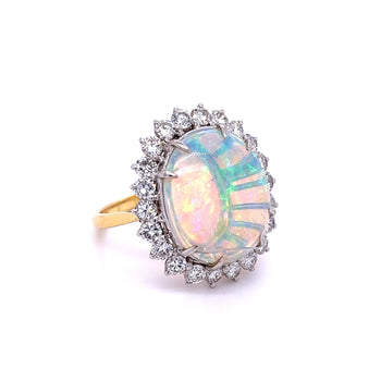 Bague halo en opale blanche et diamants de 4,09 carats certifiée GIA en platine et or – Assay Jewelers