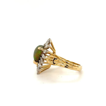Bague halo en opale naturelle taille poire et diamants taille marquise – Assay Jewelers