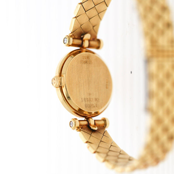 Van Cleef & Arpels Paris Classique 18K Gold Diamond Bezel Ladies Watch